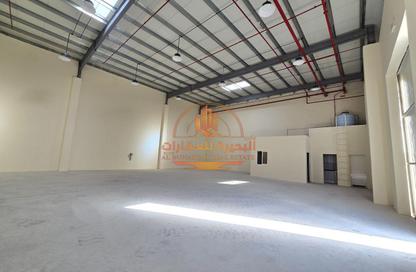 Warehouse - Studio - 1 Bathroom for rent in Umm Al Thuoob - Umm Al Quwain