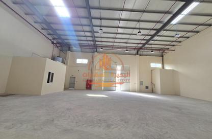 Warehouse - Studio - 1 Bathroom for rent in Umm Al Thuoob - Umm Al Quwain