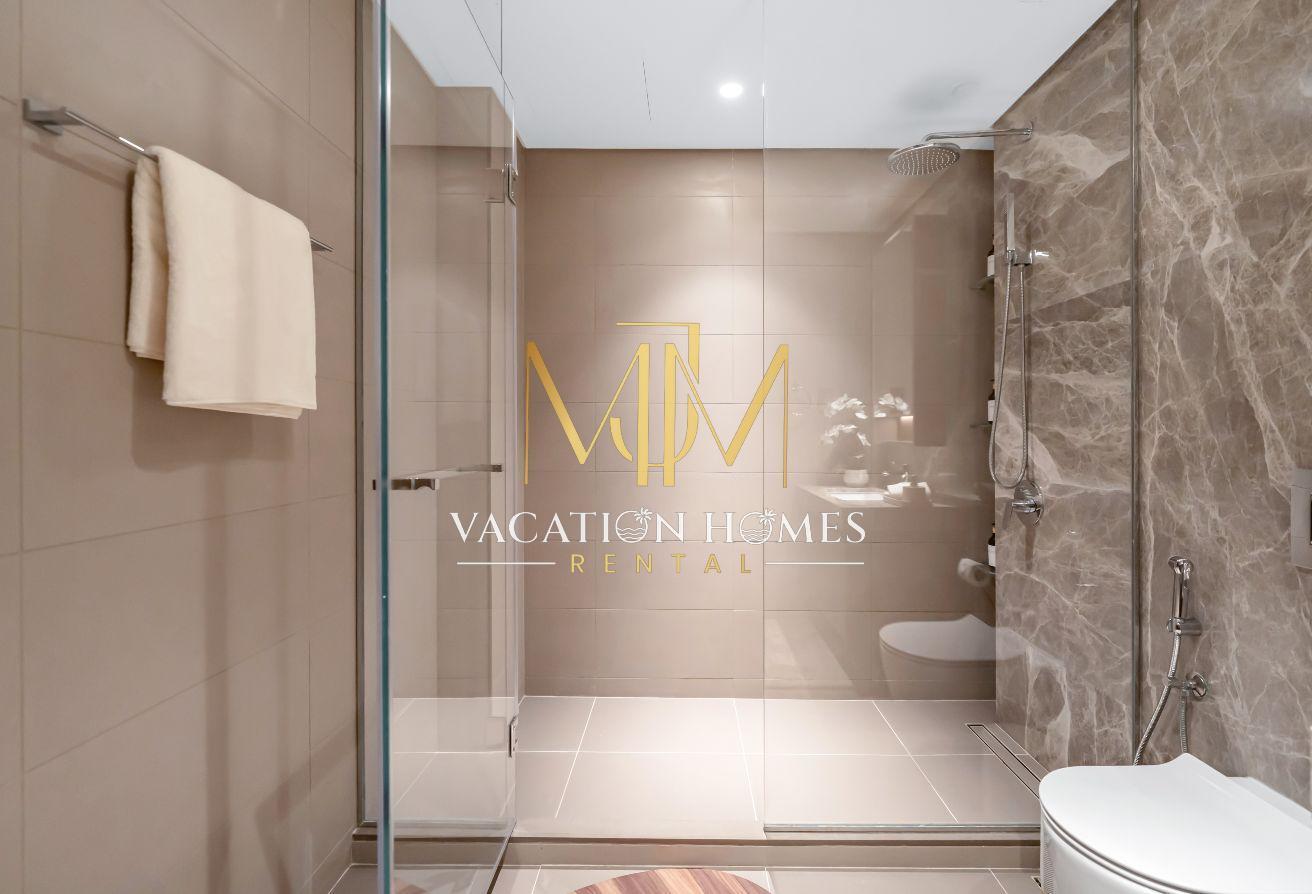 Luxury 1 BR Grand Bleu Tower 1 with private beach photo 17