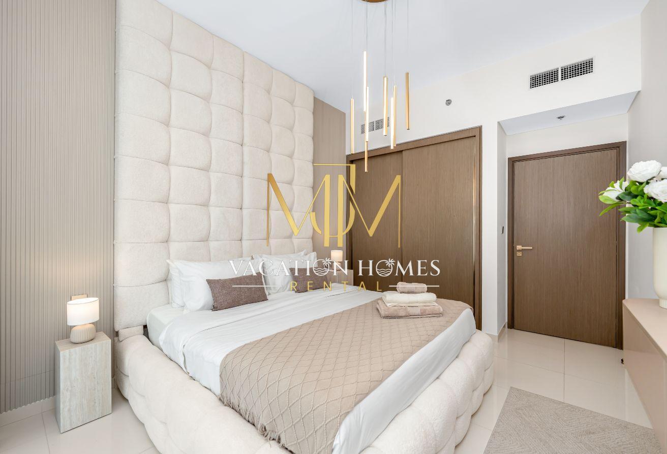 Luxury 1 BR Grand Bleu Tower 1 with private beach photo 4