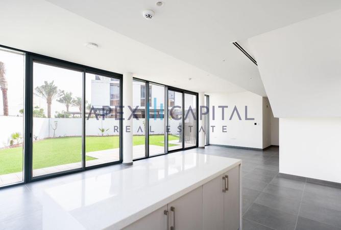 81942002 - Property Image 2