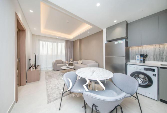 Fully Furnished | Brand New | Ready To Move photo 3
