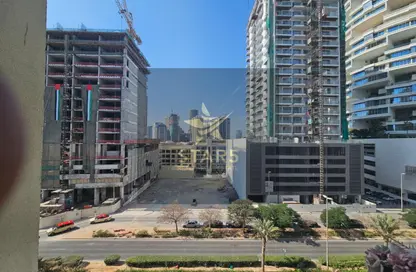 شقة - 1 حمام للايجار في بلازا ريسدينس 2 - بلازا ريزيدنس - الضاحية 13 - قرية جميرا الدائرية - دبي