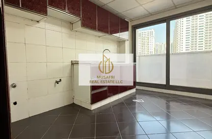 شقة - غرفة نوم - 2 حمامات للايجار في برج حفيت 7 - النهدة - الشارقة