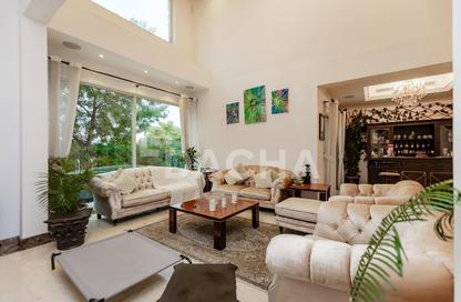Villa - 4 Bedrooms - 5 Bathrooms for rent in Entertainment Foyer - Mediterranean Clusters - Jumeirah Islands - Dubai