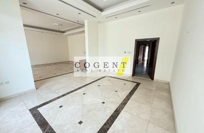 Villa - 5 Bedrooms - 6 Bathrooms for rent in Umm Suqeim 2 Villas - Umm Suqeim 2 - Umm Suqeim - Dubai Villa - 5 Bedrooms - 6 Bathrooms for rent in Umm Suqeim 2 Villas - Umm Suqeim 2 - Umm Suqeim - Dubai