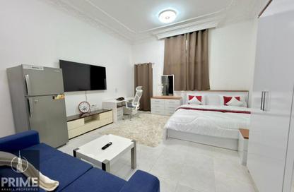 Apartment - Studio - 1 Bathroom for rent in Al Dhafrah Street - Al Mushrif - Abu Dhabi Apartment - Studio - 1 Bathroom for rent in Al Dhafrah Street - Al Mushrif - Abu Dhabi