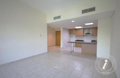 Apartment - 2 Bedrooms - 3 Bathrooms for rent in Building 110 - Contemporary Cluster - Discovery Gardens - Dubai