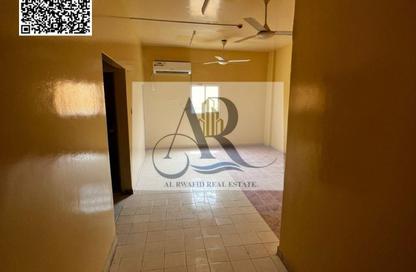 سكن عمال - استوديو - 8 حمامات للايجار في مبنى جيباس 2 - عجمان الصناعية 2 - المنطقة الصناعية - عجمان