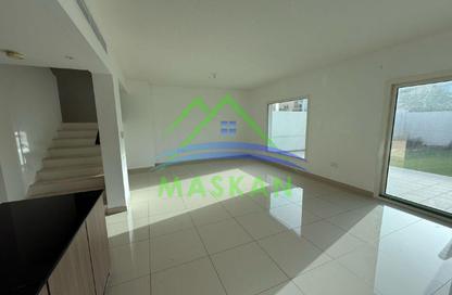 Villa - 3 Bedrooms - 4 Bathrooms for rent in Manazel Al Reef 2 - Al Samha - Abu Dhabi