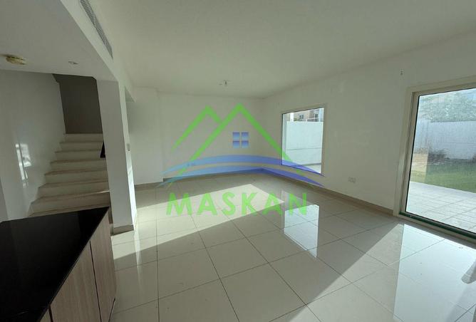 90906743 - Property Image 2