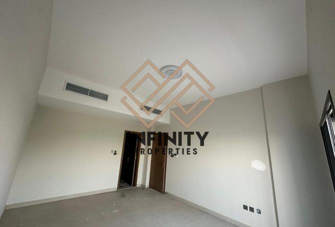 141899239 - Property Image 3
