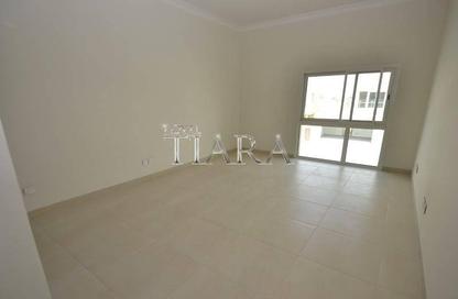 Villa - 4 Bedrooms - 5 Bathrooms for rent in Villa Lantana 1 - Villa Lantana - Dubai Science Park - Dubai