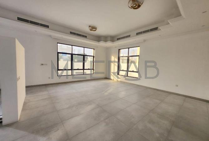 60530842 - Property Image 3