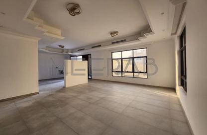 Villa - 5 Bedrooms - 6 Bathrooms for rent in Al Quoz 1 Villas - Al Quoz 1 - Al Quoz - Dubai