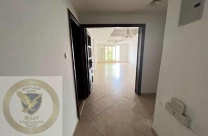 Apartment - 2 Bedrooms - 3 Bathrooms for rent in Al Khan Corniche - Al Khan - Sharjah