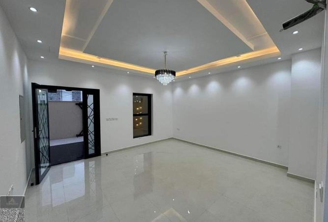 60913227 - Property Image 3