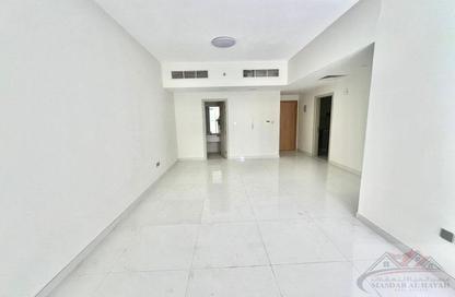 Apartment - 1 Bedroom - 2 Bathrooms for rent in Muwaileh 29 Building - Muwaileh - Sharjah