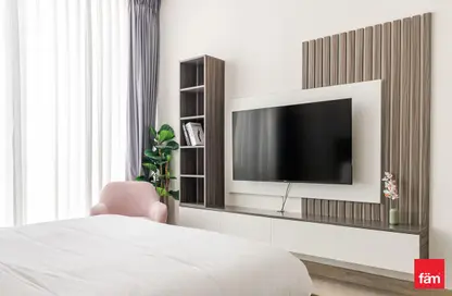 Apartment - Studio - 1 Bathroom for rent in Bloom Towers B - Bloom Towers - District 10 - Jumeirah Village Circle - Dubai