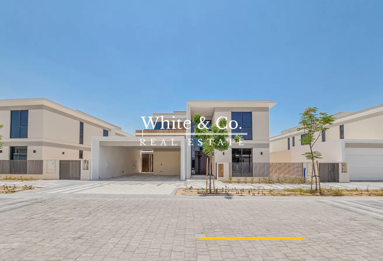 125182947 - Property Main Image