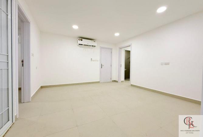 99144268 - Property Image 2