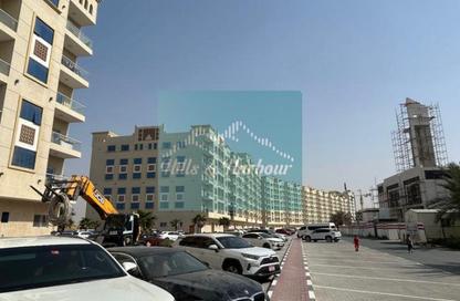 شقة - غرفة نوم - 2 حمامات للبيع في قرية الاميرة - الياسمين - عجمان