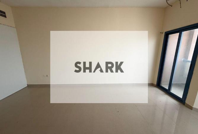 81927456 - صورة العقار 2