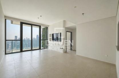 Apartment - 3 Bedrooms - 4 Bathrooms for rent in Downtown Views - Zabeel 2 - Zabeel - Dubai
