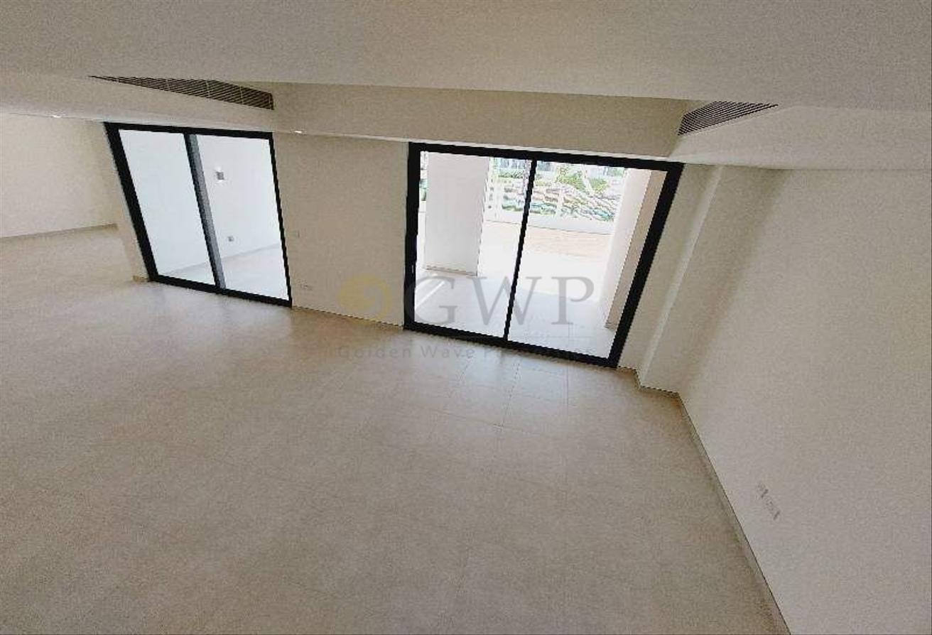 Single Row |On Park |Full Privacy |Best Location photo 27