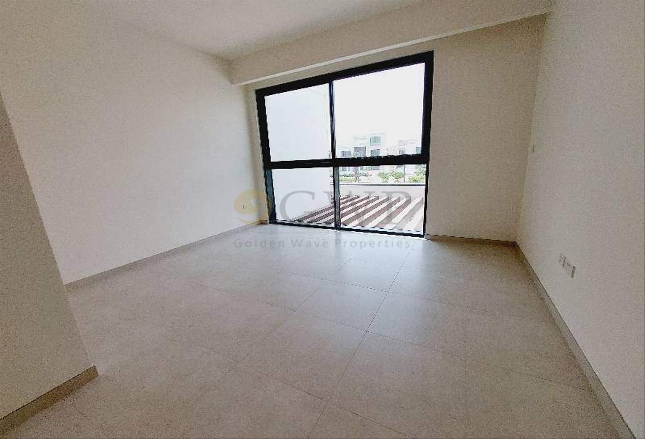 Single Row |On Park |Full Privacy |Best Location photo 25