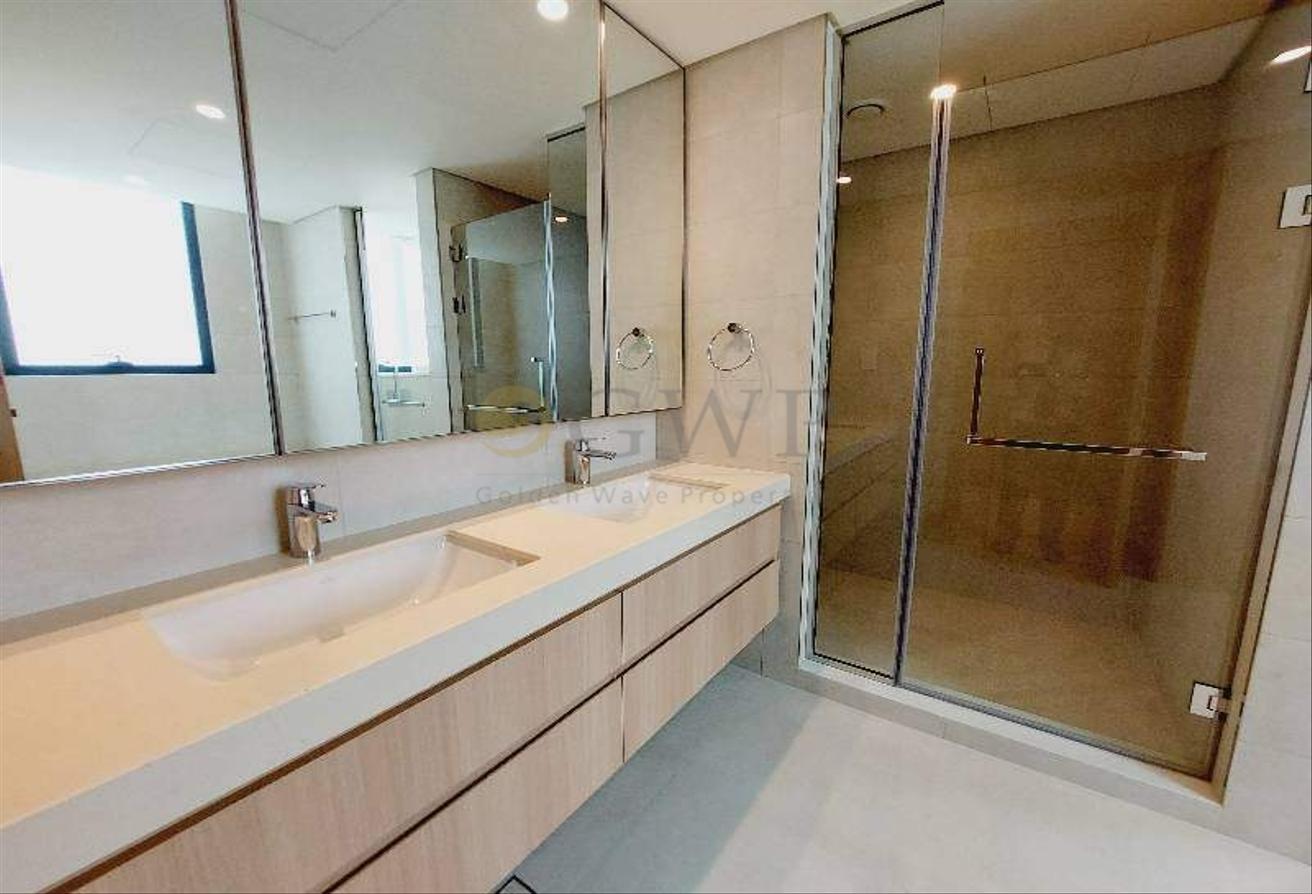 Single Row |On Park |Full Privacy |Best Location photo 15