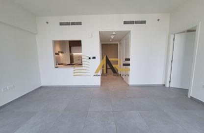 Apartment - 1 - 2 for rent in The Boulevard 2 - Aljada - Sharjah