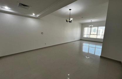 Apartment - 3 Bedrooms - 4 Bathrooms for rent in Al Khan Corniche - Al Khan - Sharjah