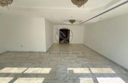 Apartment - 3 - 4 for rent in Al Majaz 3 - Al Majaz - Sharjah Apartment - 3 - 4 for rent in Al Majaz 3 - Al Majaz - Sharjah