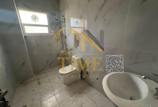 111851418 - Property Image 3