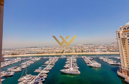Apartment - 3 Bedrooms - 4 Bathrooms for rent in Marina Residences 1 - Marina Residences - Palm Jumeirah - Dubai