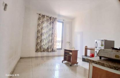 Apartment - Studio - 1 for rent in Fire Station Road - Muwaileh - Sharjah