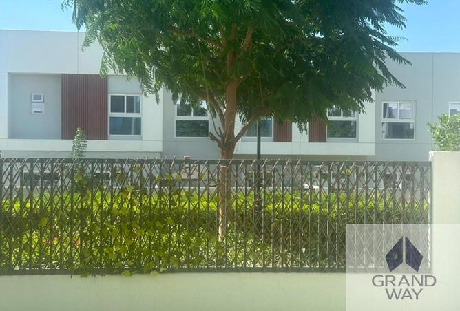 98241511 - Property Main Image