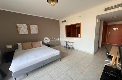 Apartment - Studio - 1 Bathroom for rent in The Links Canal Apartments - The Links - The Views - Dubai