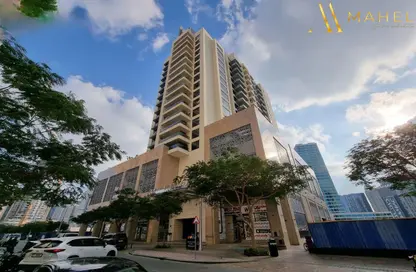 Apartment - 2 Bedrooms - 3 Bathrooms for rent in Bahwan Tower Downtown - Downtown Dubai - Dubai