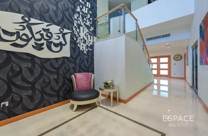 Villa - 5 Bedrooms - 6 Bathrooms for rent in Garden Homes Frond M - Garden Homes - Palm Jumeirah - Dubai