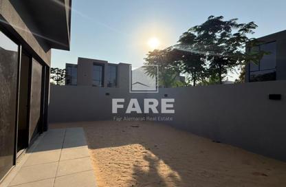 Townhouse - 3 - 5 for sale in Robinia - Masaar - Tilal City - Sharjah