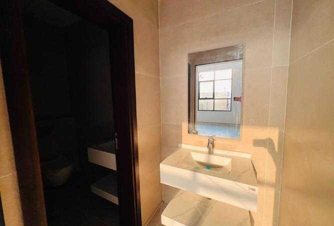 130653406 - Property Image 3