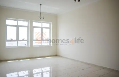 شقة - 2 غرف نوم - 3 حمامات للايجار في برج ربيعة - مجان - دبي لاند - دبي