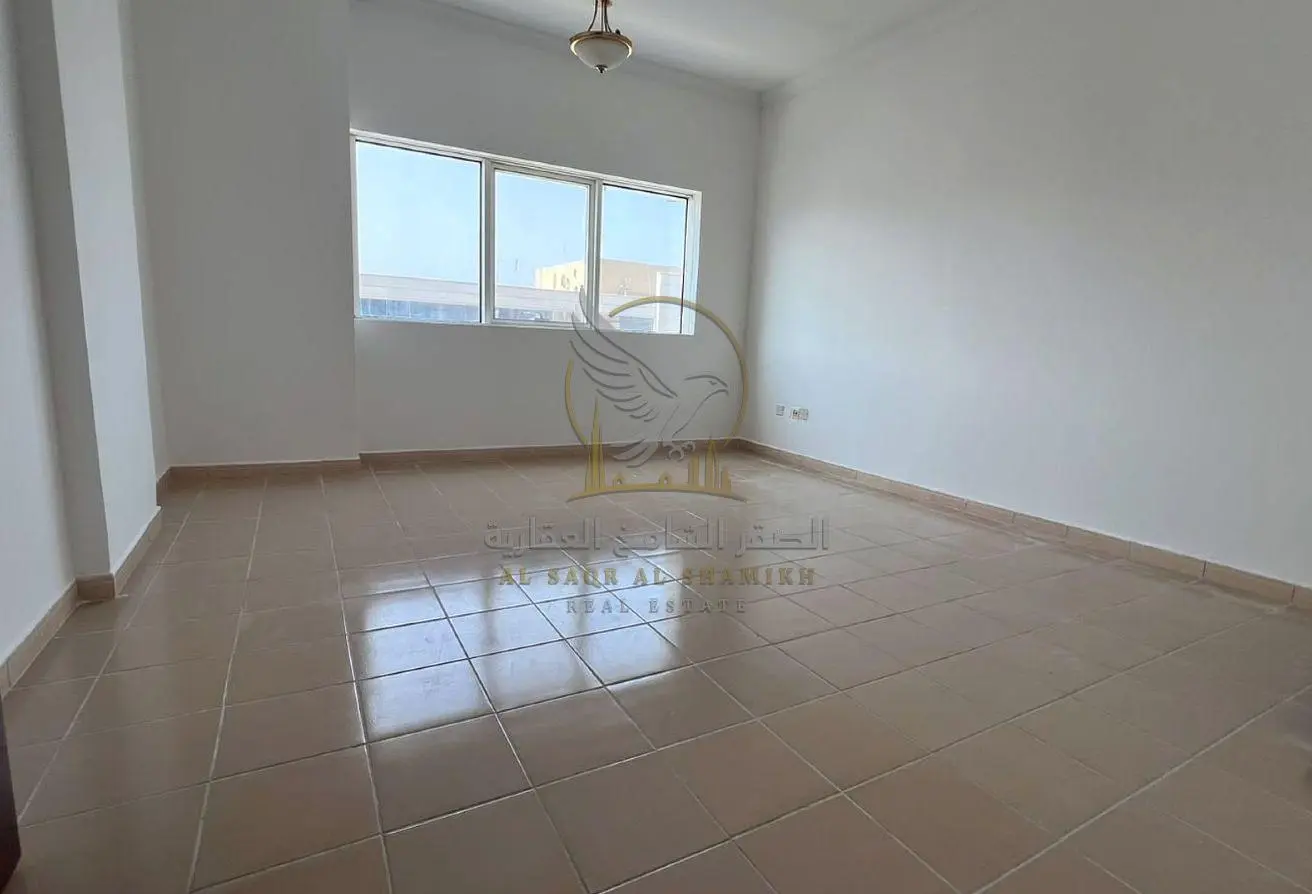 157811006 - Property Main Image