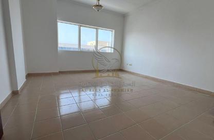 Apartment - 1 - 1 for rent in Al Qulaya'ah - Al Sharq - Sharjah Apartment - 1 - 1 for rent in Al Qulaya'ah - Al Sharq - Sharjah