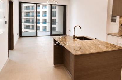 Apartment - 1 - 2 for sale in Avelon Boulevard - Arjan - Dubai