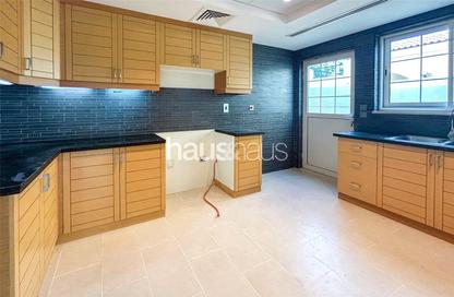 Villa - 4 Bedrooms - 4 Bathrooms for sale in Legacy Small - Legacy - Jumeirah Park - Dubai