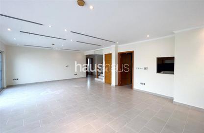 Villa - 4 Bedrooms - 4 Bathrooms for sale in Legacy Small - Legacy - Jumeirah Park - Dubai