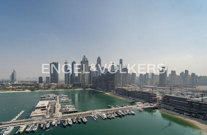شقة - 2 - 2 للبيع في برج Marina Vista 2 - مارينا فيستا - إعمار بيتشفرونت - دبي هاربور - دبي